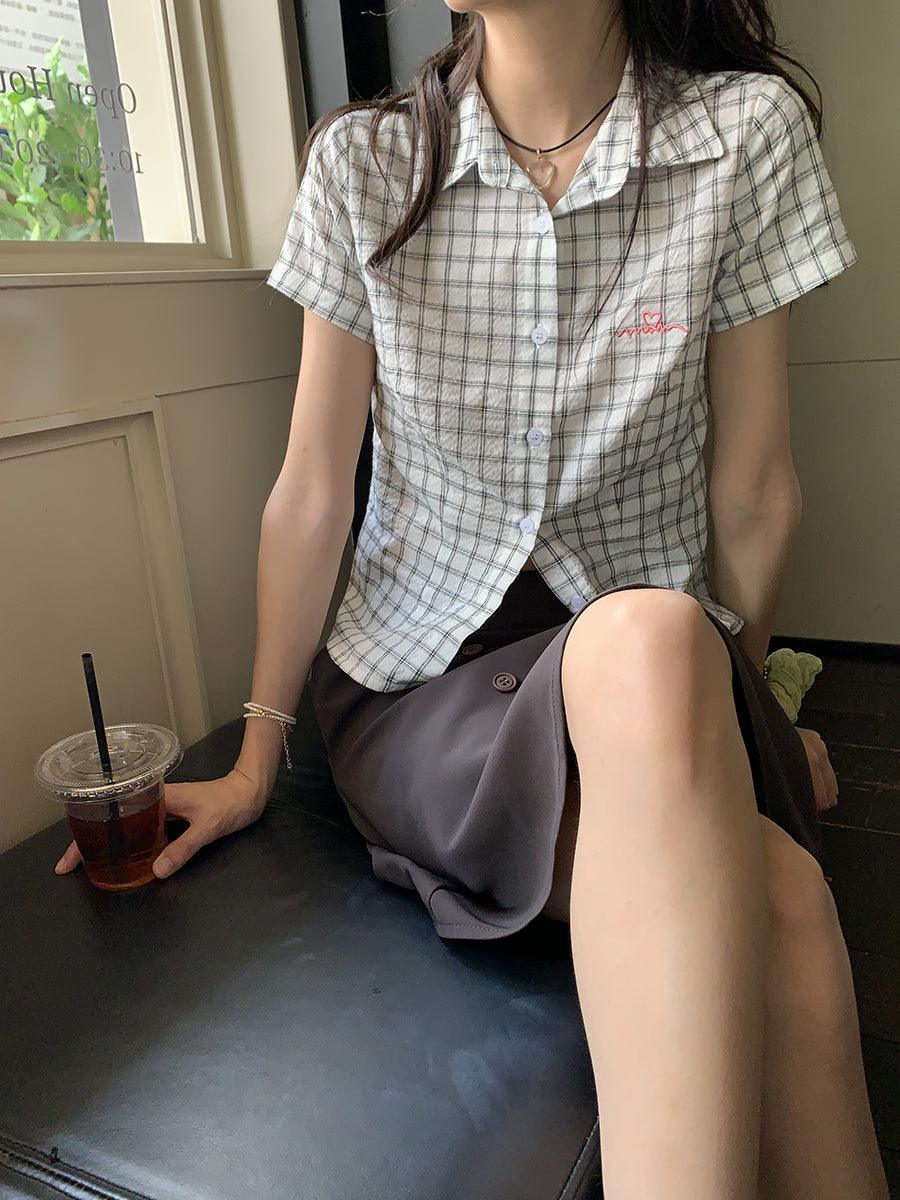 VINTAGE CROPPED BUTTON UP TEE - Plugzau