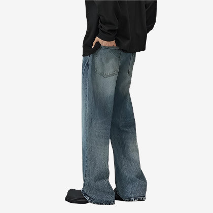 LIGHTNING WASH DENIM JEANS - Plugzau