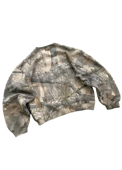 AKIMBO Camo Crewneck