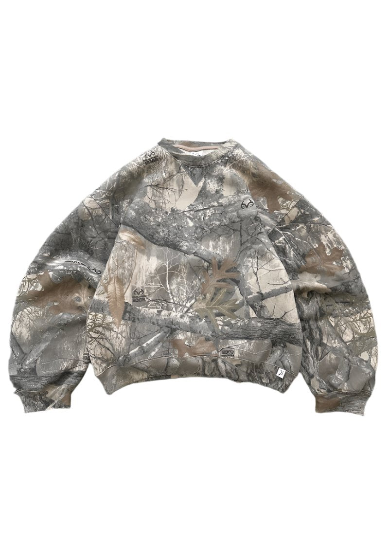 AKIMBO Camo Crewneck