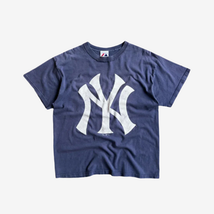 VINTAGE NAVY FADED YANKEES TEE